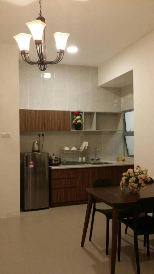Golden Hill 3 Room Apt @ Night Market คาเมรอนไฮแลนด์ ภายนอก รูปภาพ