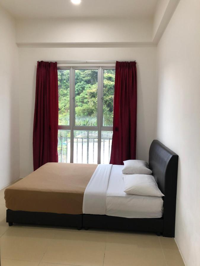 Golden Hill 3 Room Apt @ Night Market คาเมรอนไฮแลนด์ ภายนอก รูปภาพ